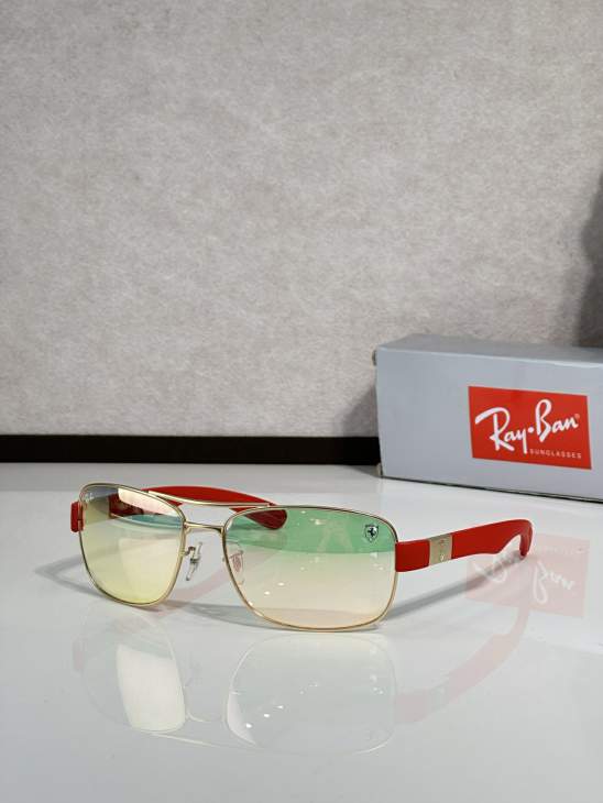 Picture of Ray-Ban Sunglasses _SKUfw77098076fw